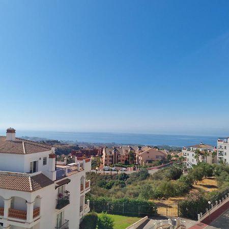 Elegant Apartment With Fantastic Views At The Top Of Calahonda Sitio de Calahonda Exterior foto