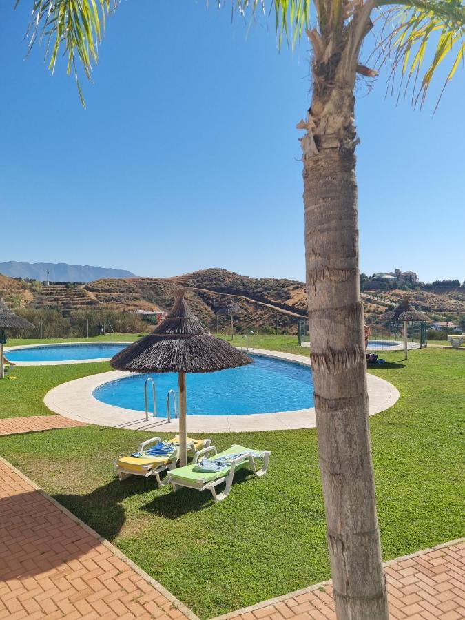 Elegant Apartment With Fantastic Views At The Top Of Calahonda Sitio de Calahonda Exterior foto